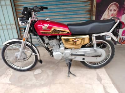Honda CG 125 SE 2024 Gold Edition