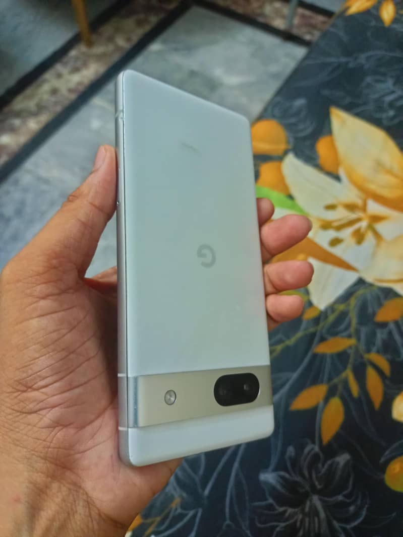 Google Pixel 7a 3