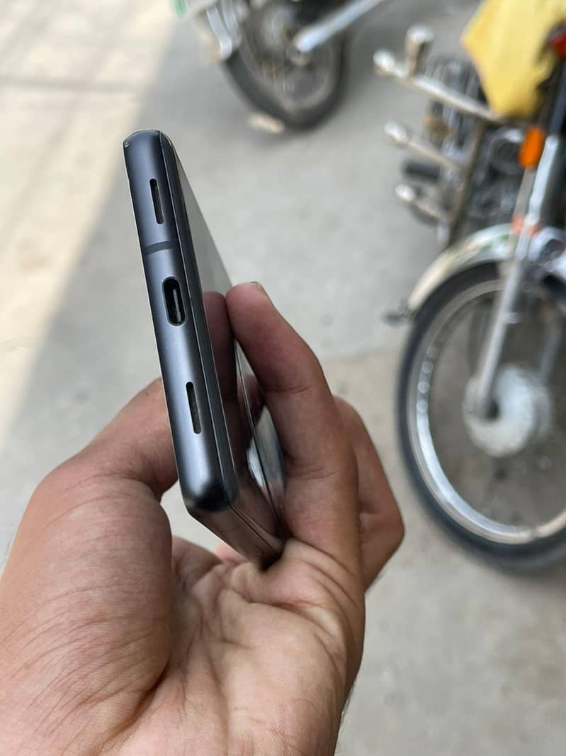 Google Pixel 7a 1