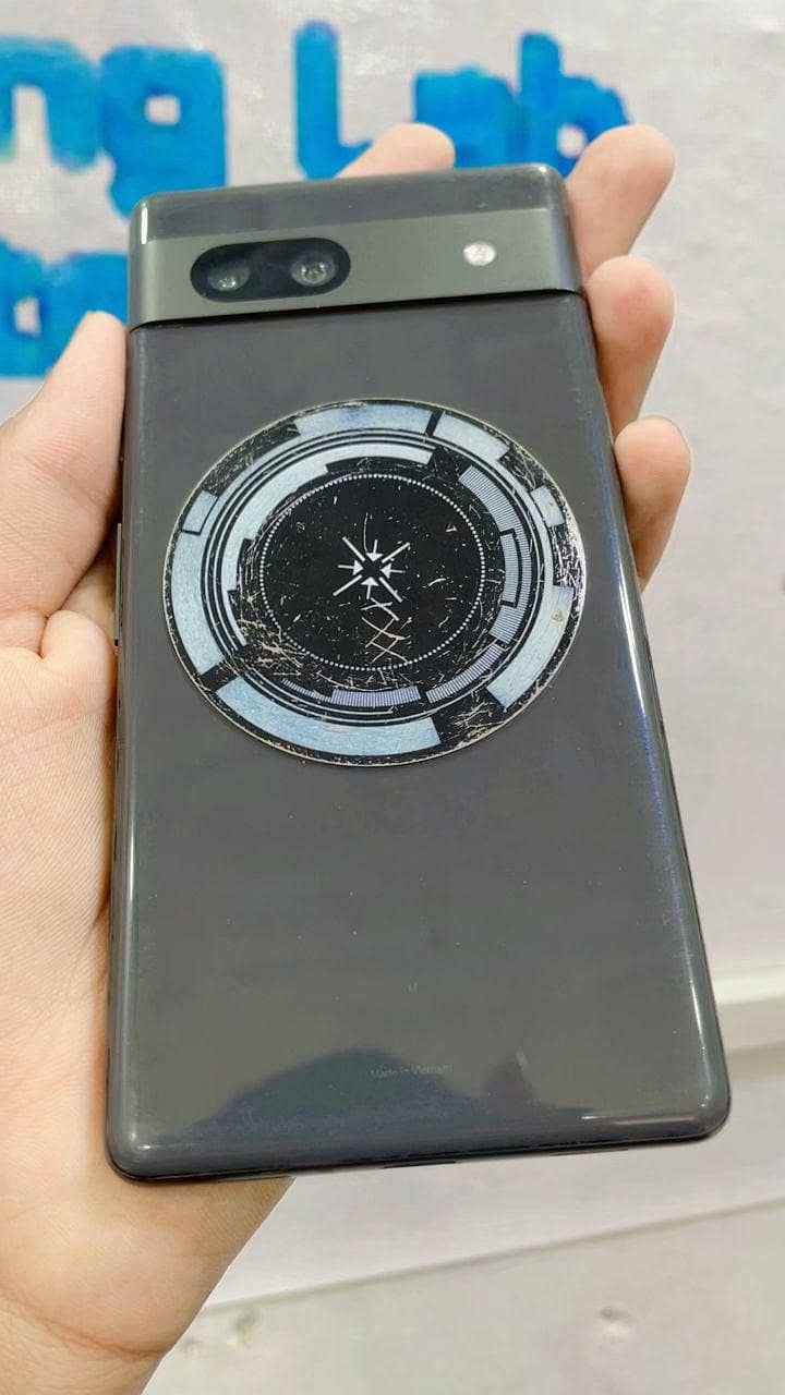 Google Pixel 7a 5
