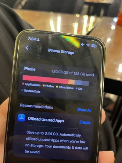 Apple iPhone 13
