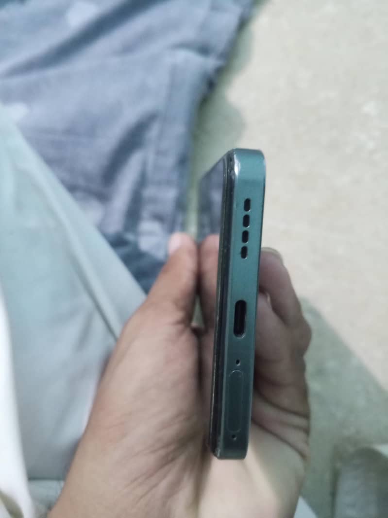 Realme 12 3