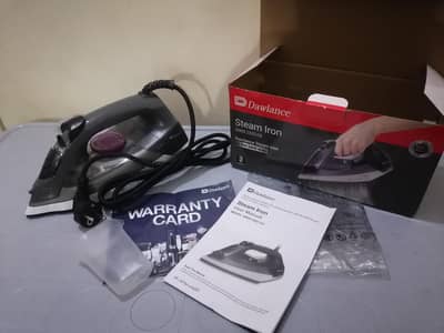 New Dry+Steam Iron Light weight (Dawlance) Light Weight Istri