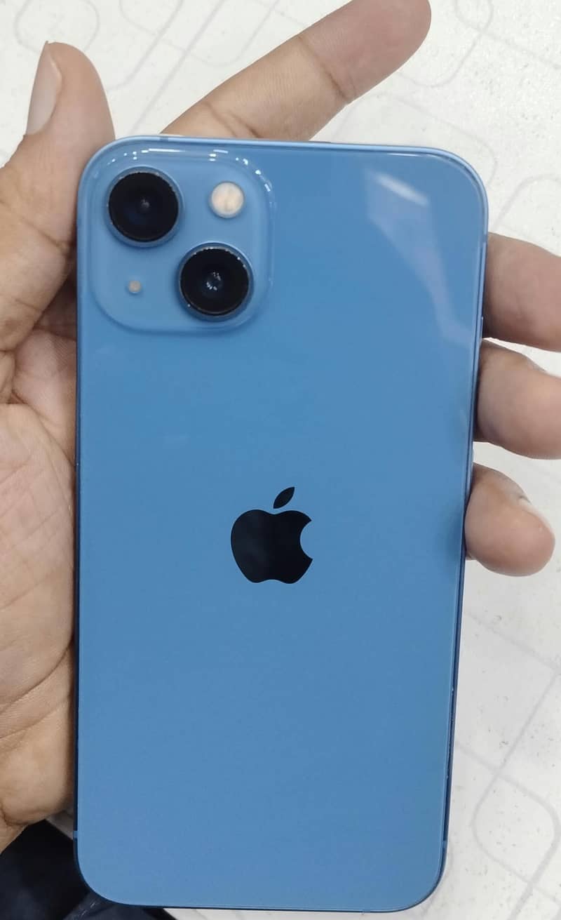 Apple iPhone 13 1
