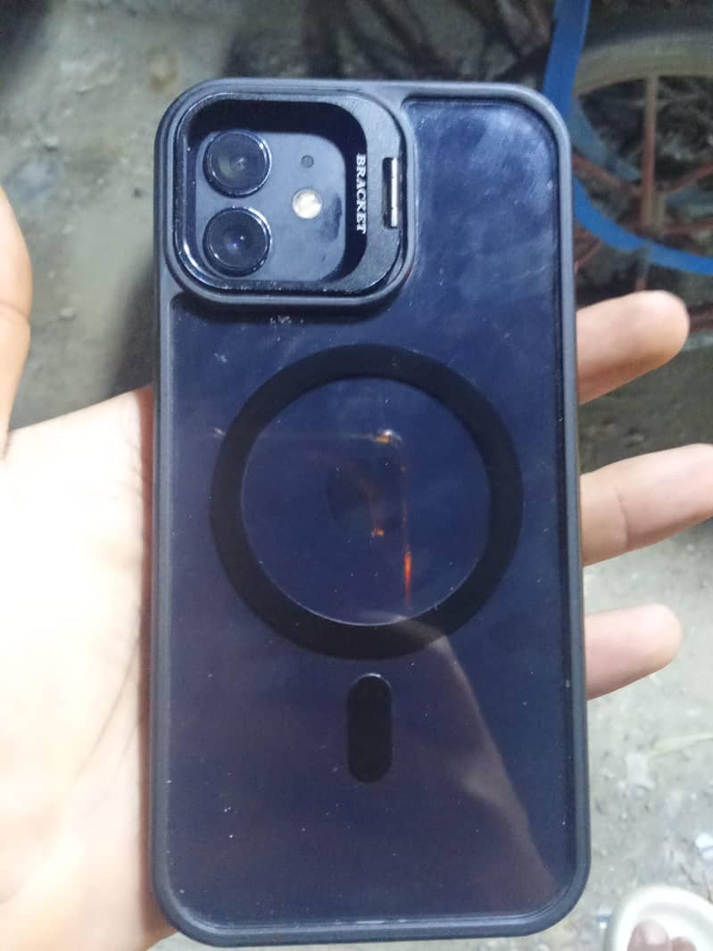 Apple iPhone 12 1