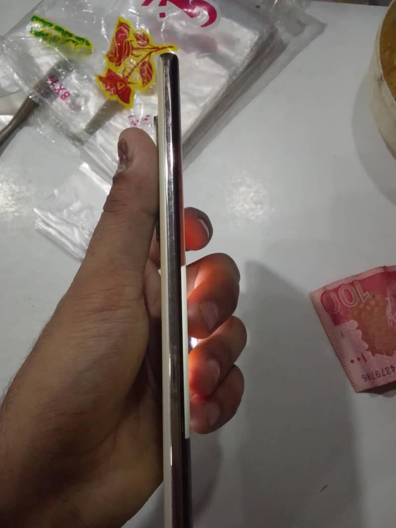 Infinix Zero 30 4