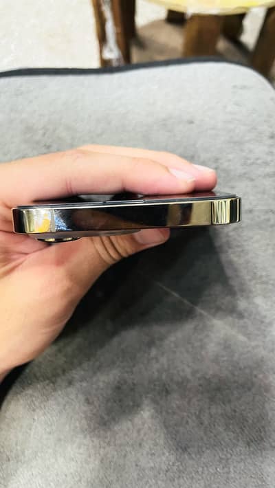 Apple iPhone 13 Pro