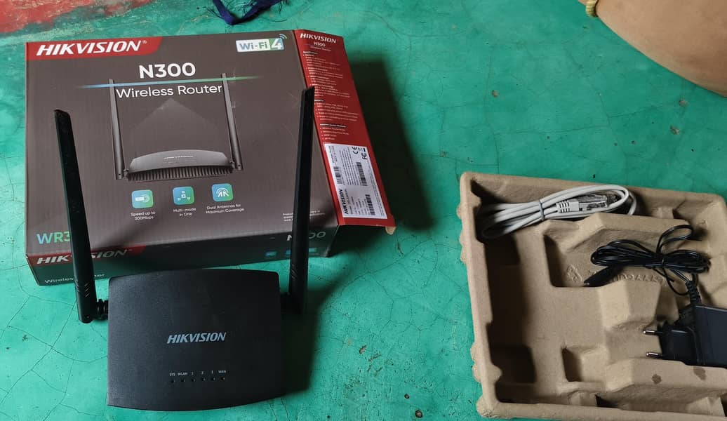 HIKVISION WIRELESS ROUTER 3