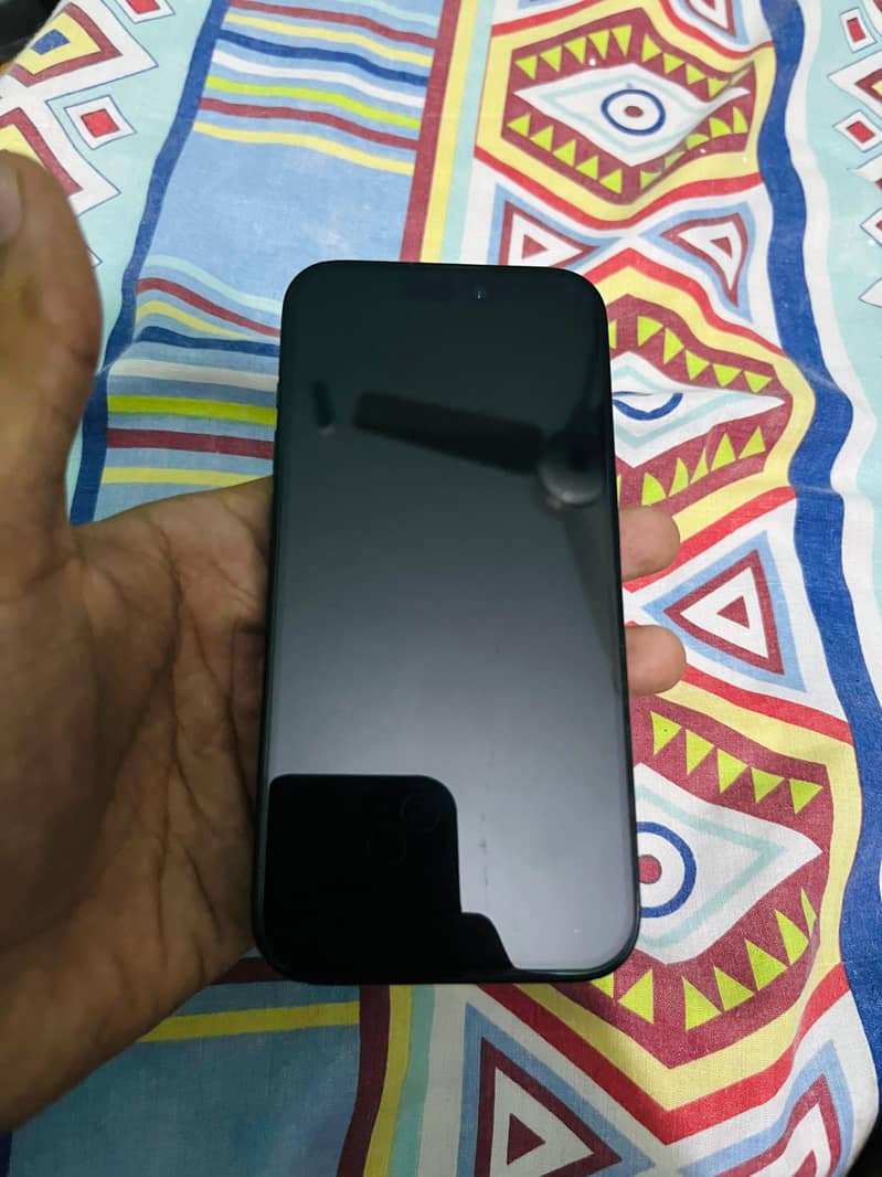 Apple iPhone 15 Pro 1