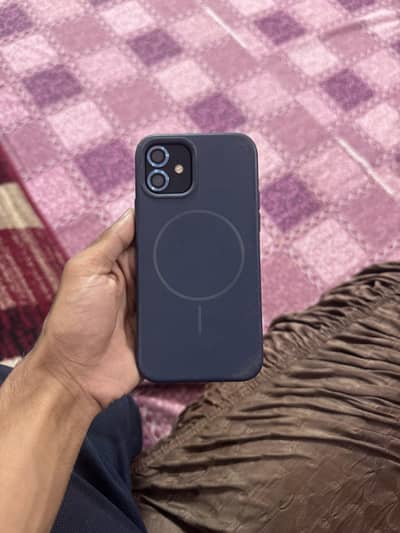 Apple iPhone 12
