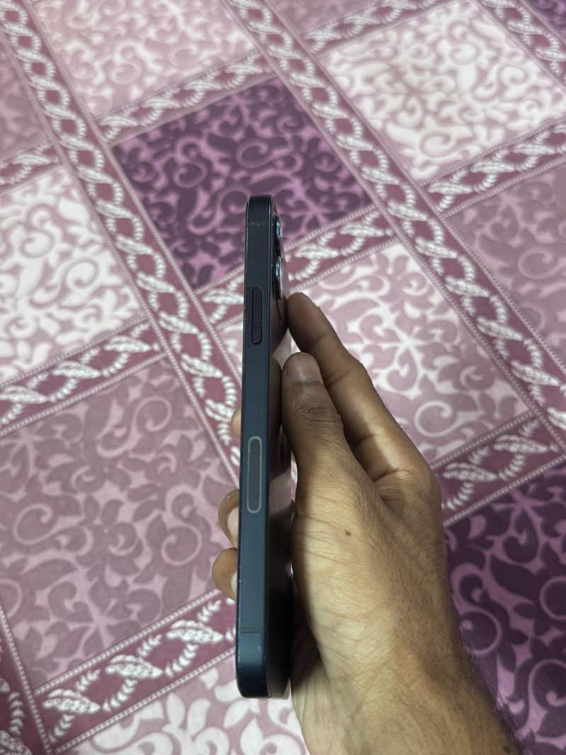 Apple iPhone 12 2