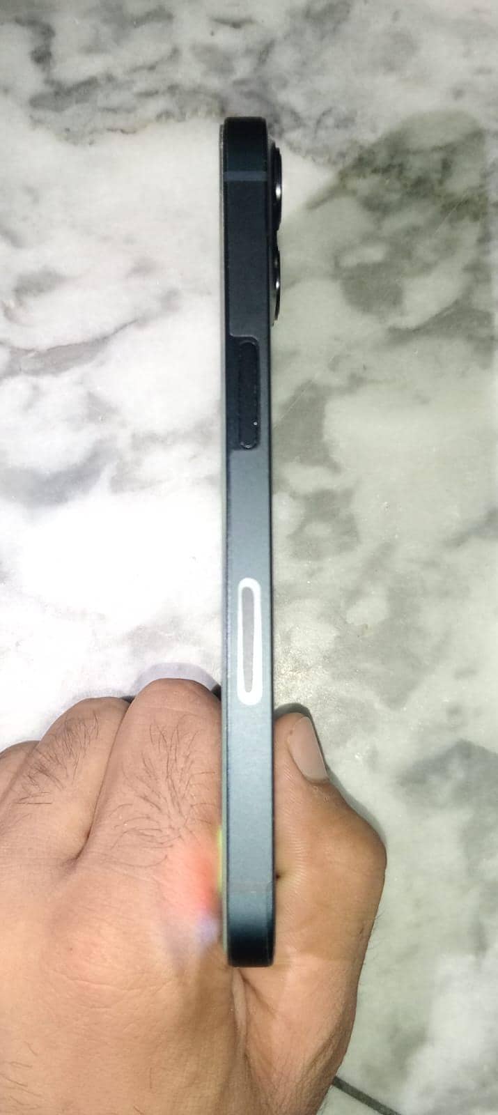 Apple iPhone 13 6