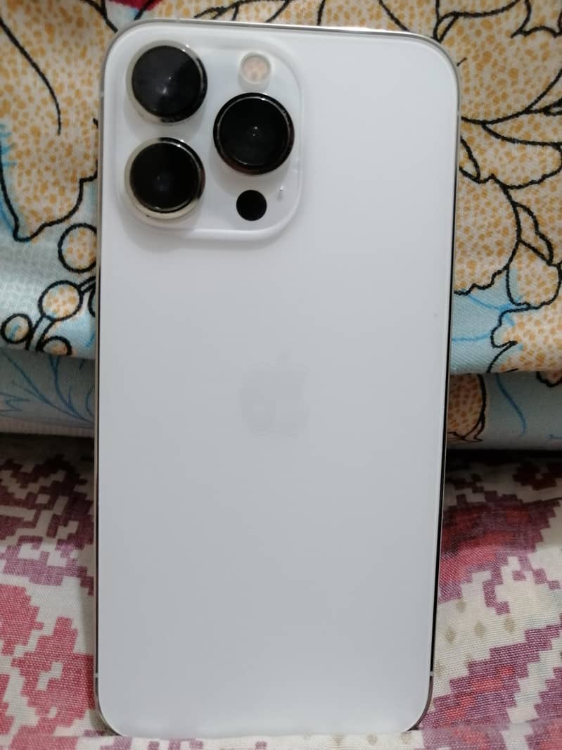 Apple iPhone 13 Pro 0