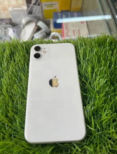 Apple iPhone 11 128 GB PTA approved my WhatsApp 0346=4644=961