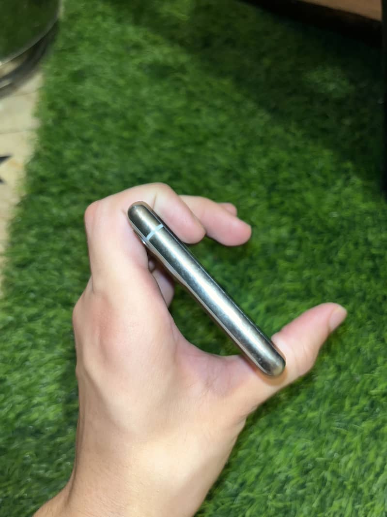 Apple iPhone 11 Pro 5