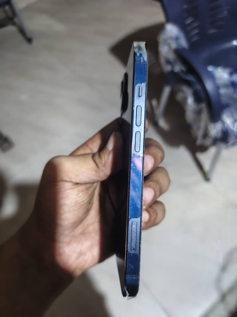 IPHONE 13 JV 4