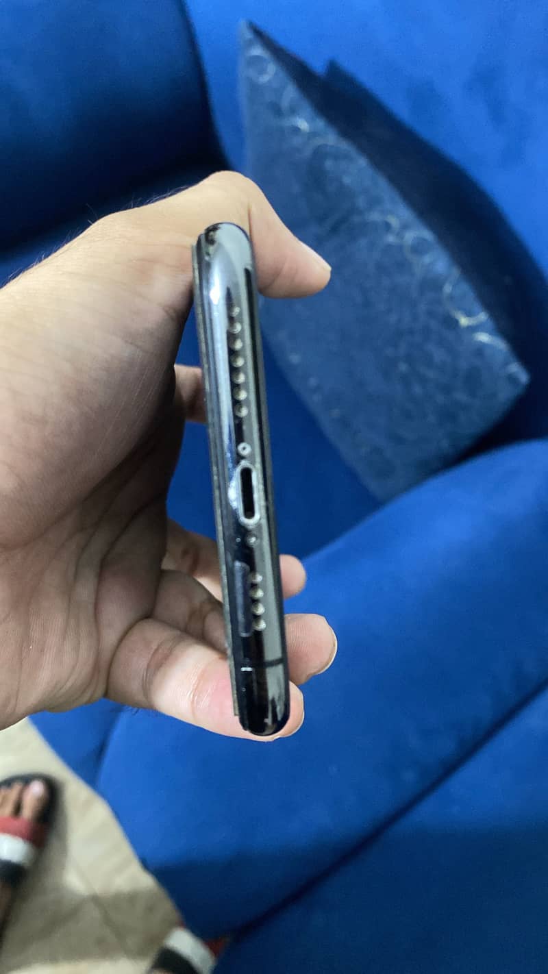 iPhone XS MAX 1