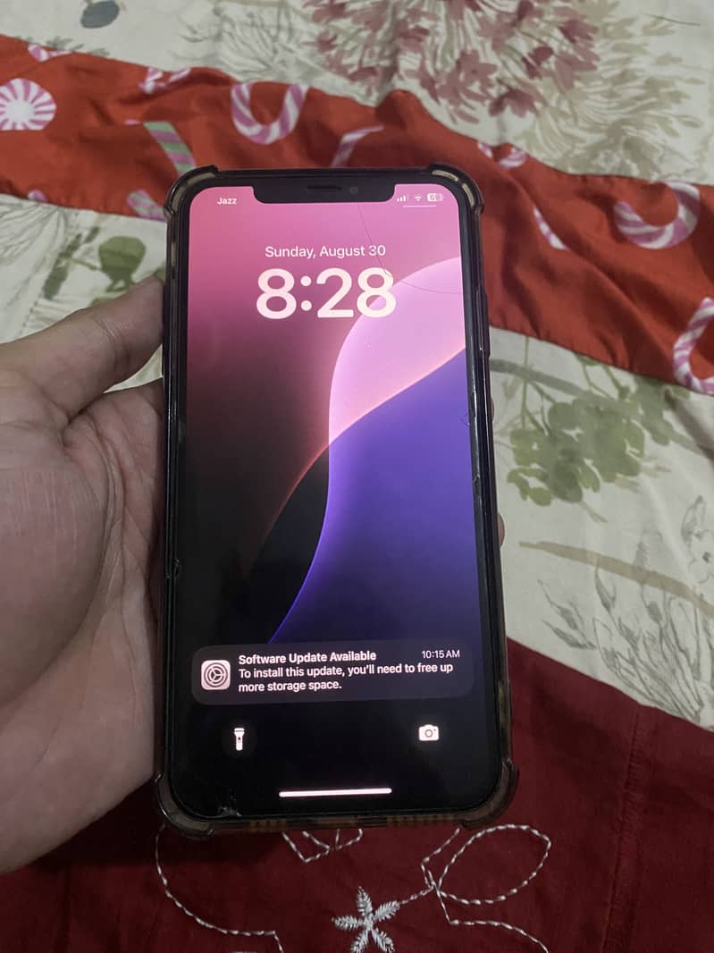iPhone XS MAX 4