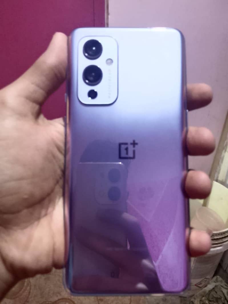 One Plus 9 5G 1