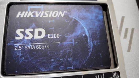 Bumper offer HikVision SSD 256gb Hard disk nee condition for Sale