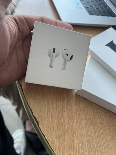 Apple airpods 4