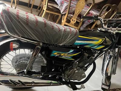 Honda CG 125 Kick Start 2026 Model Black Colour