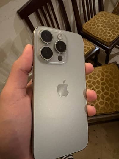 Apple iPhone 15 Pro FACTORY UNLOCKED 128 GB
