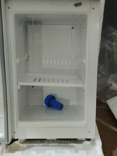 Dawlance Water Dispenser Box packed