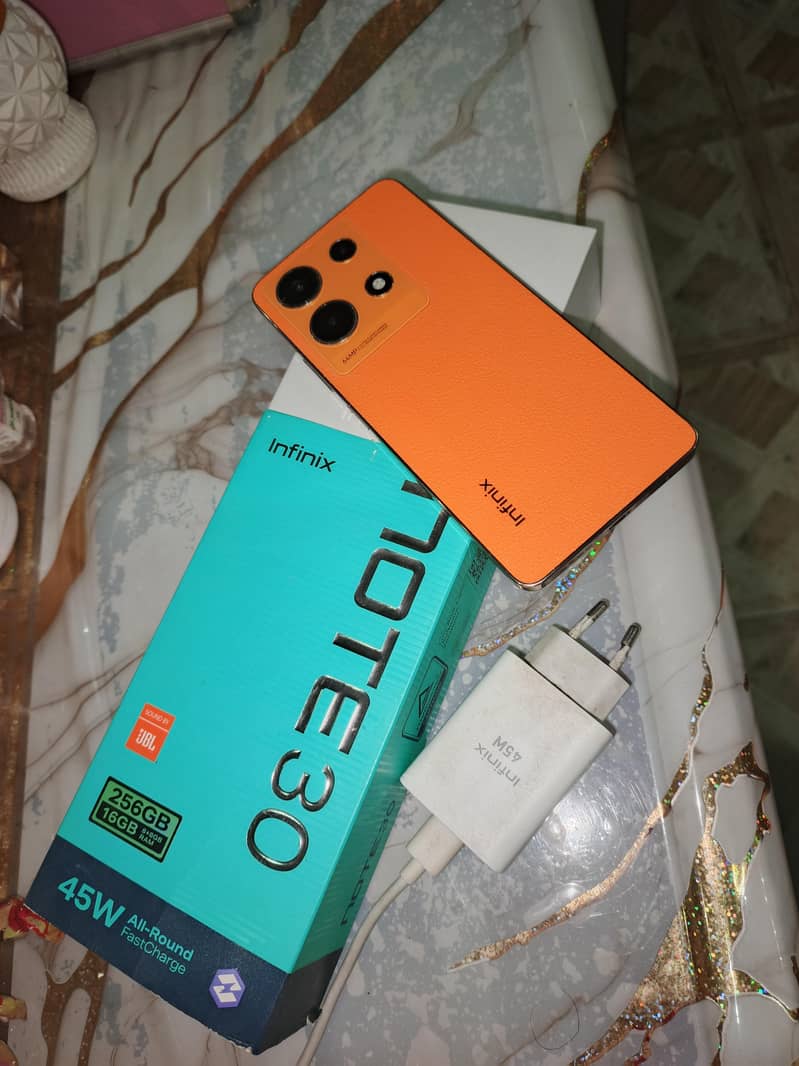 Infinix Note 30 1