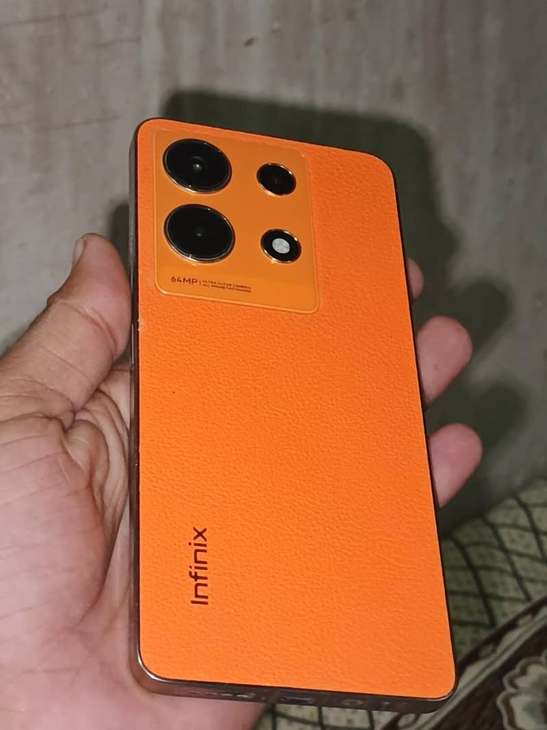 Infinix Note 30 8