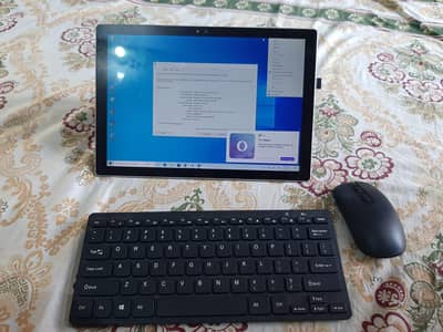 Microsoft Surface Pro 4 i5 6th 2 hour battery with wireless key mouse