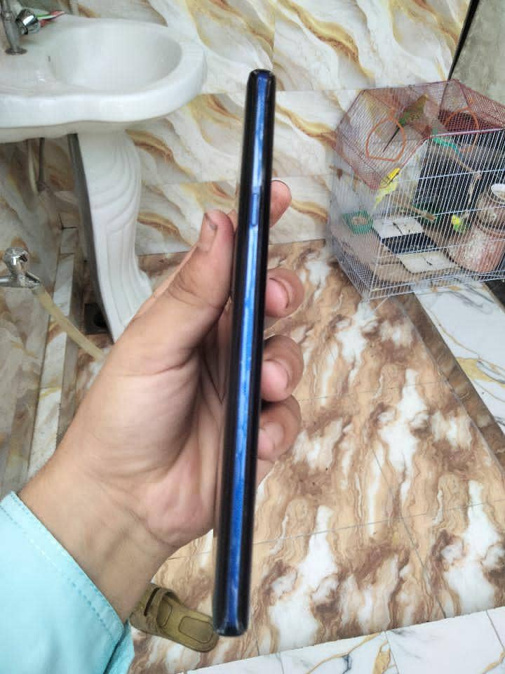 Samsung Mobile Note 9 5