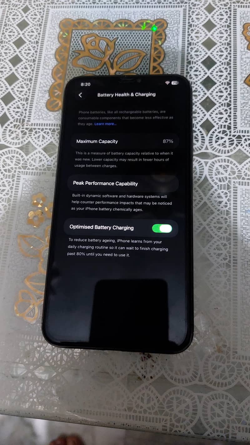 Apple iPhone 11 Pro Max 8