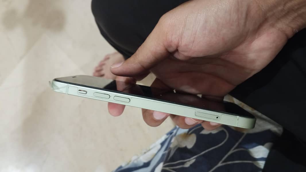 Apple iPhone 12 5
