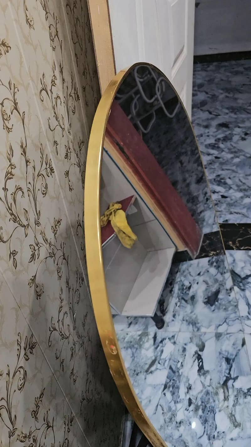 Mirror 0