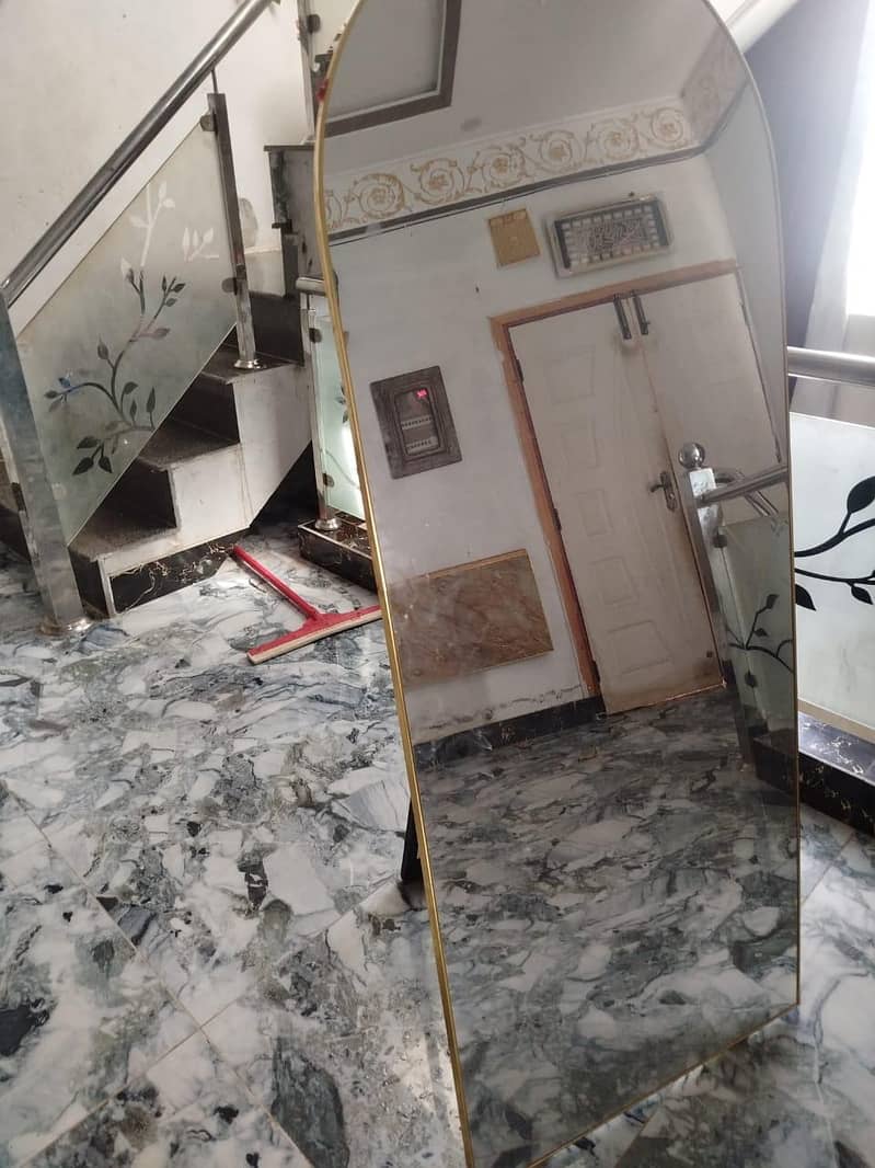 Mirror 3
