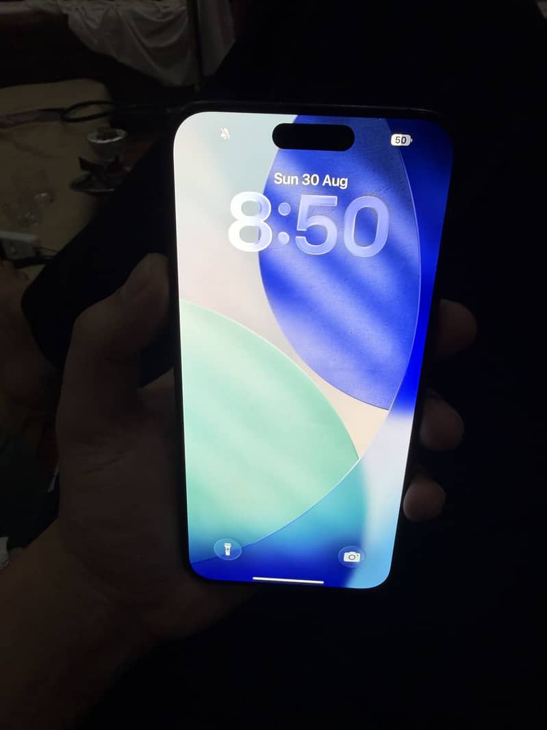 Apple iPhone 15 Pro Max 3