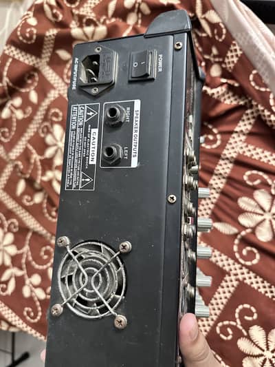 Peavey audio mixer