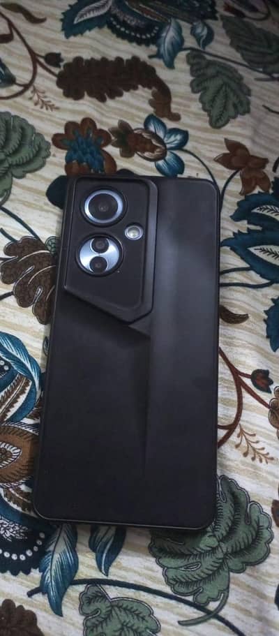 OPPO Reno F11