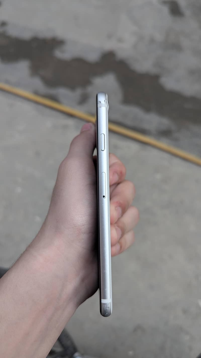 Apple iPhone SE 2