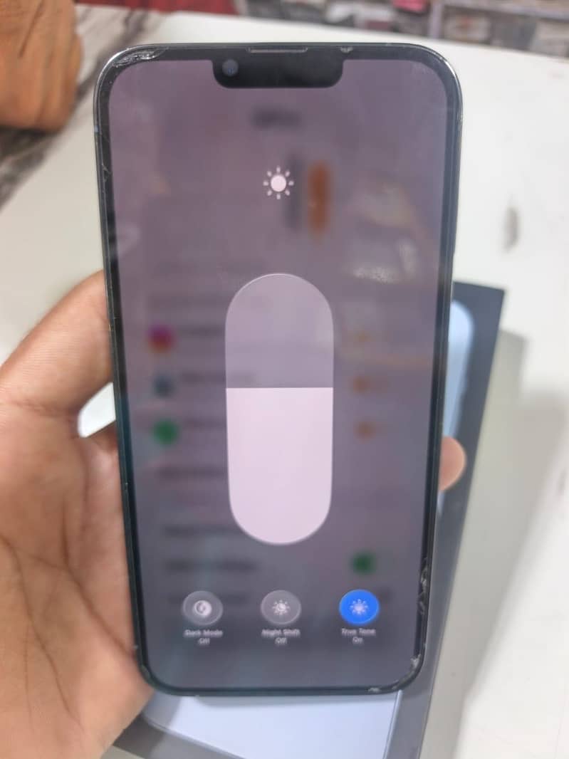 Apple iPhone 13 Pro Max 2