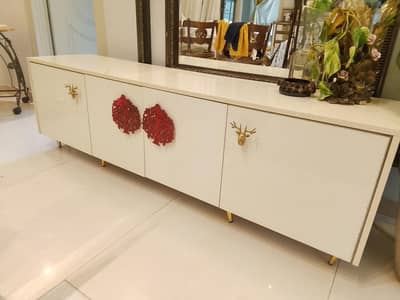 console 10 by 10 condition only 1 month used +