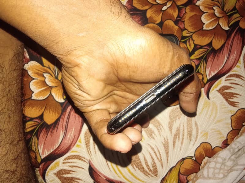 Apple iPhone X 2