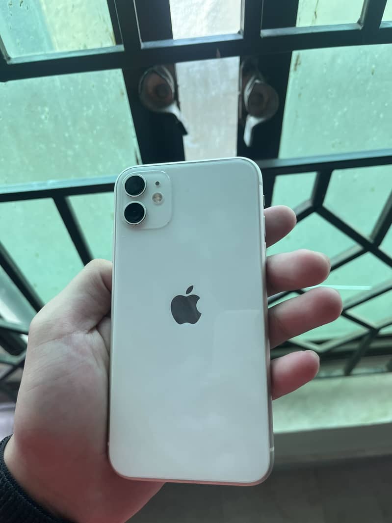 Apple iPhone 11 5