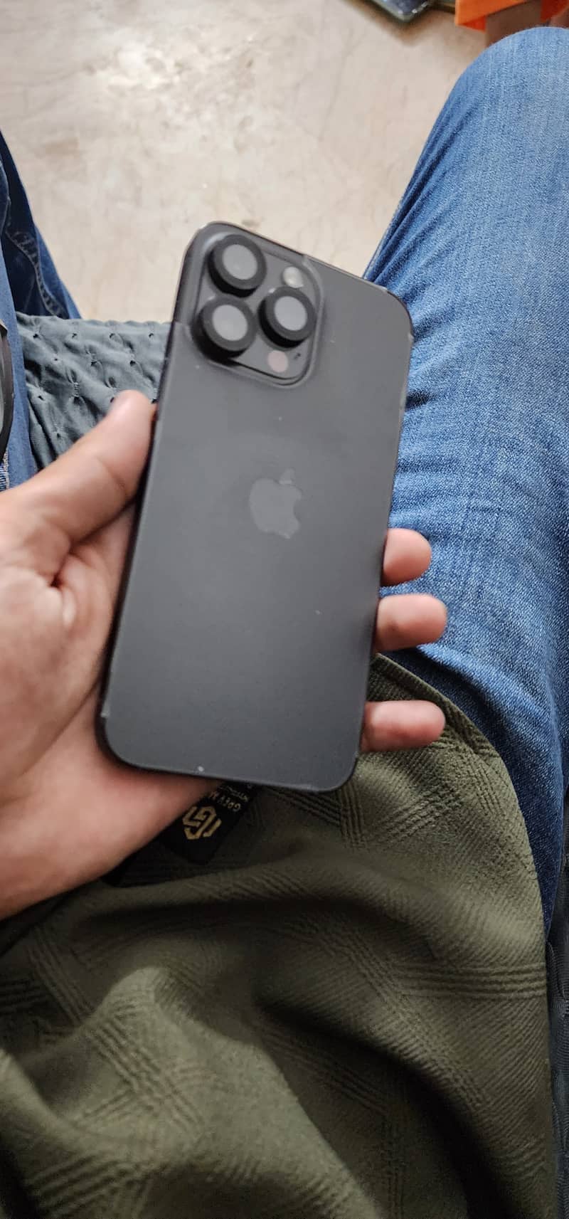 Apple iPhone 14 Pro Max 6