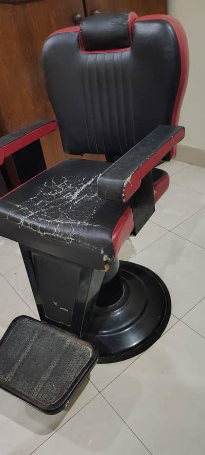 salon chair
