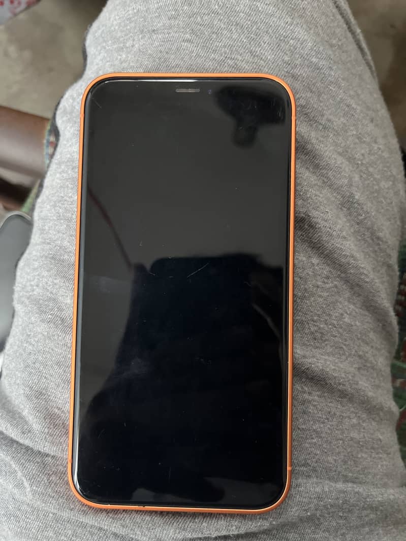Apple iPhone XR 1