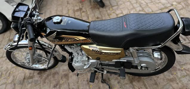 Honda CG125 Gold Edition