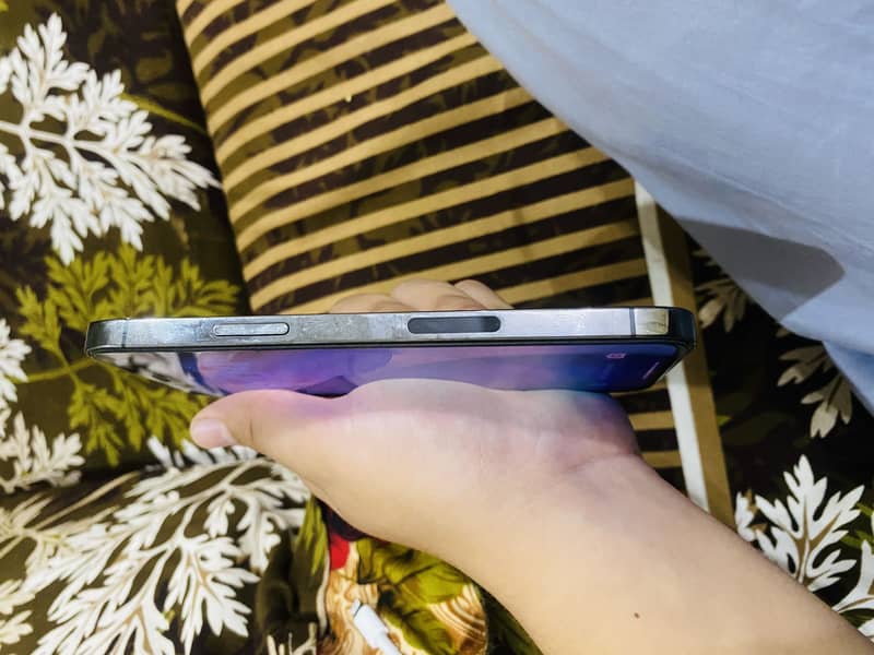 Apple iPhone 12 Pro 6