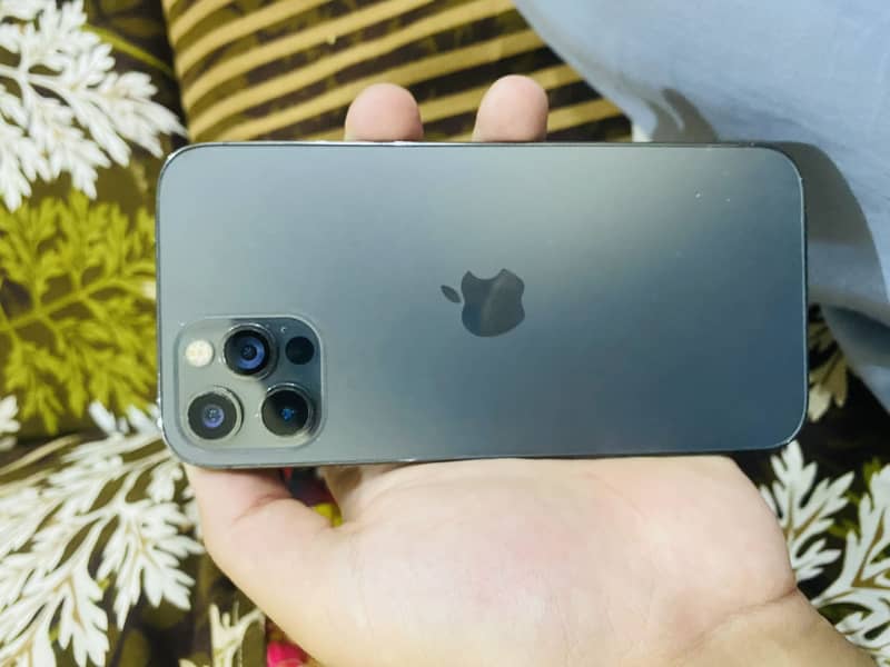Apple iPhone 12 Pro 9